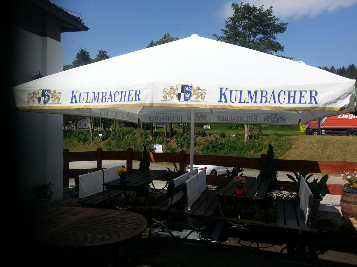 Fraenkischer Hof --- Hotel In Pegnitz --- Schlabecks Fraenkischer Hof エクステリア 写真